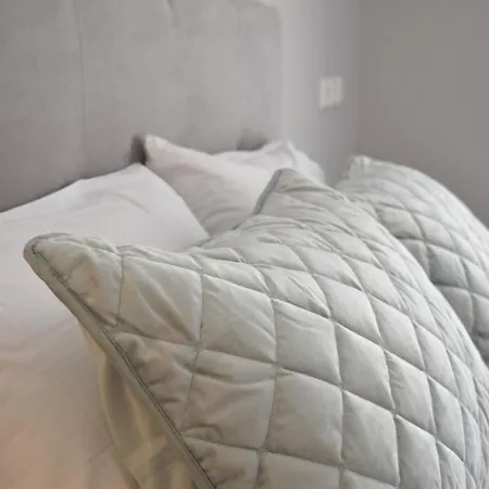 Apartament 3 Bdr 5 Km From The